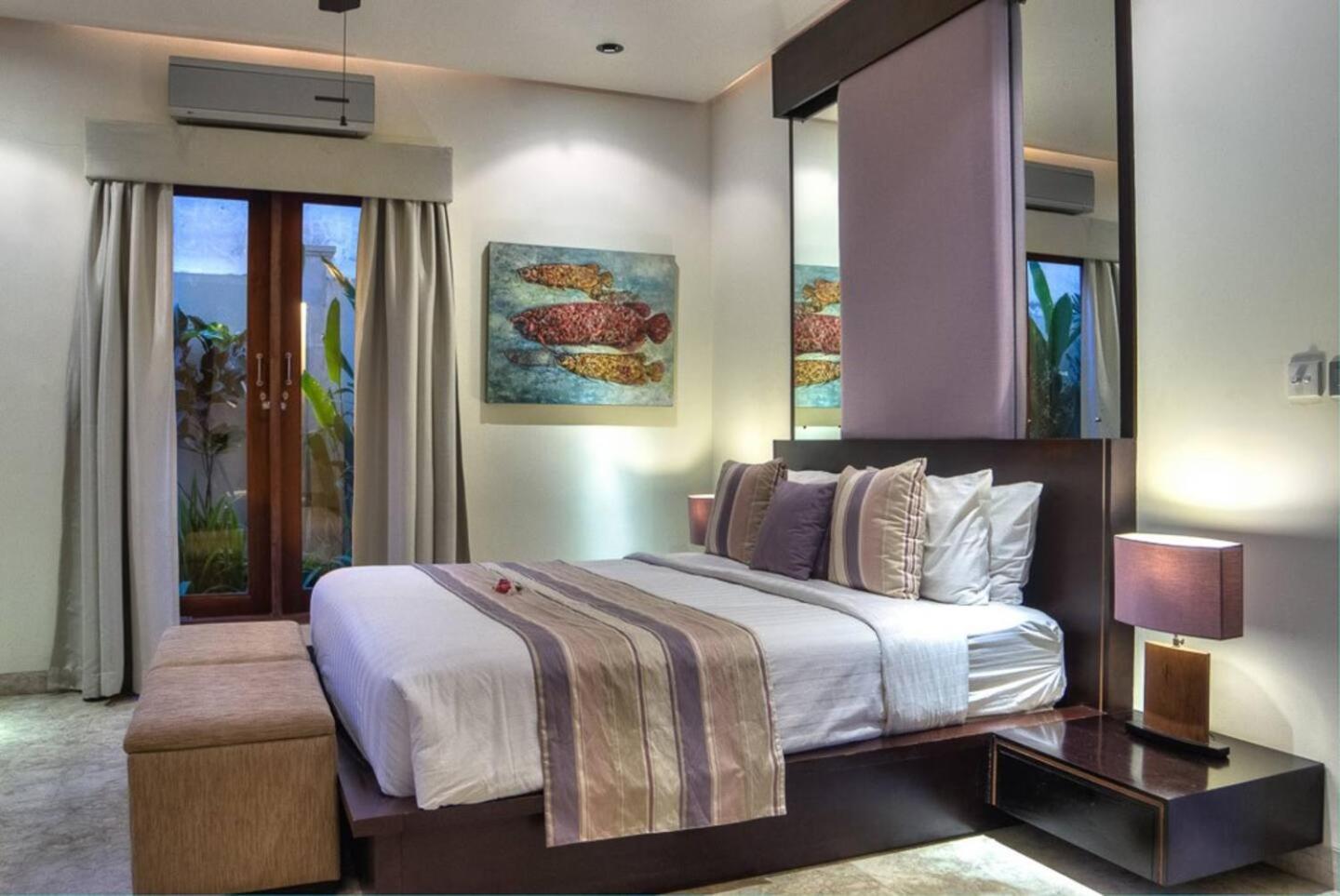 The Residence Seminyak Luaran gambar