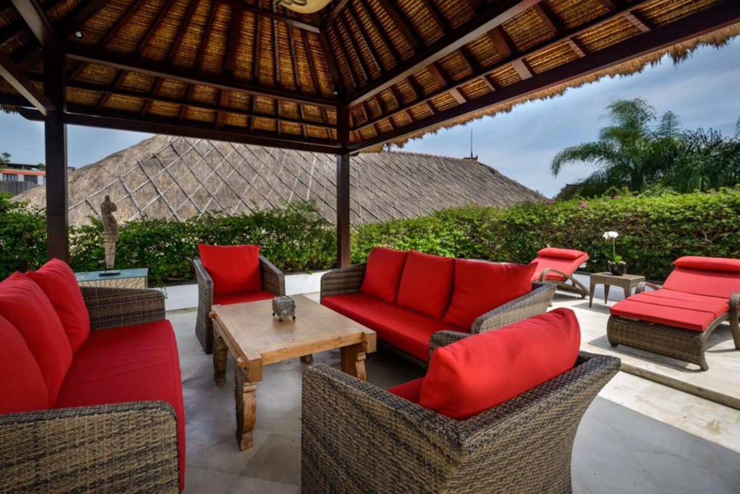 The Residence Seminyak Luaran gambar
