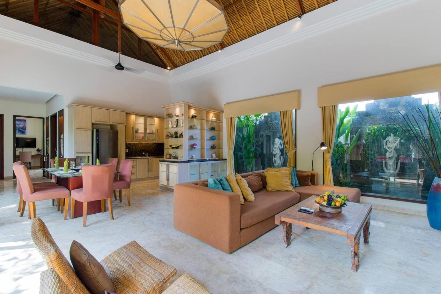 The Residence Seminyak Luaran gambar