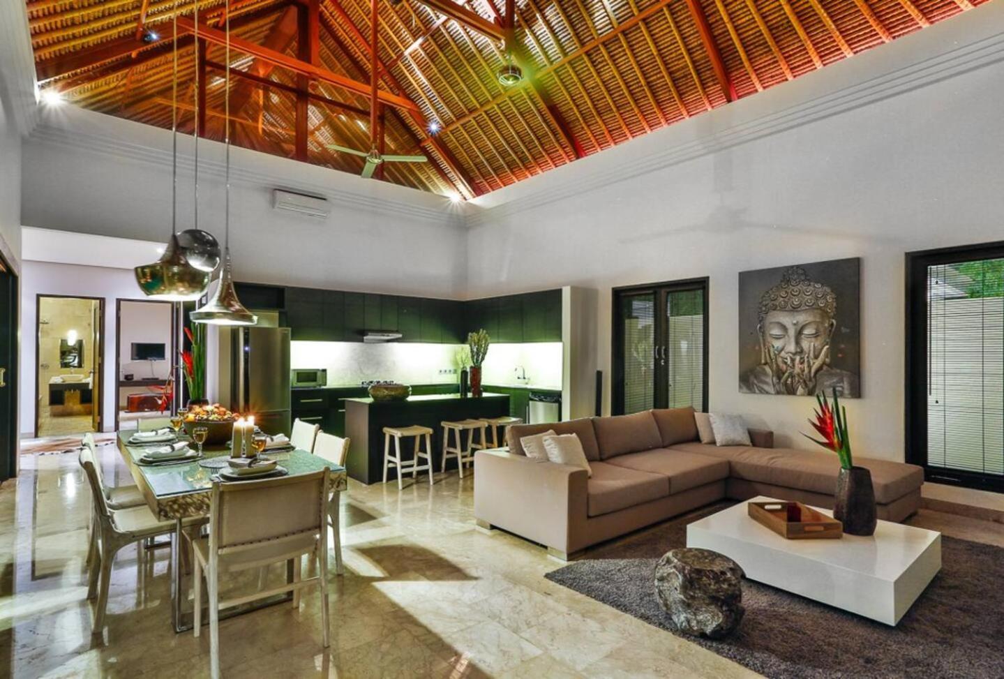 The Residence Seminyak Luaran gambar